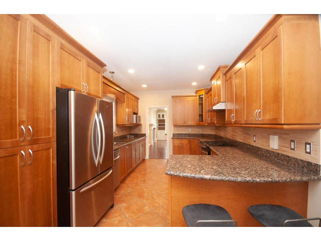 322 West 26th Street - House - Upper Lonsdale - Photo 10 of 31