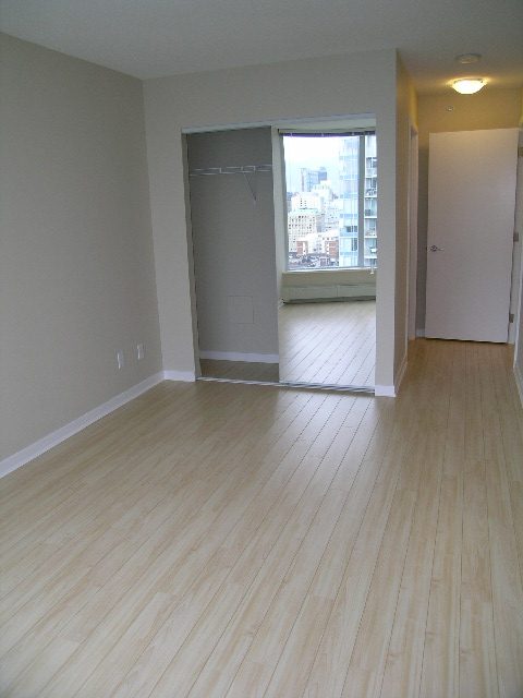 3207 - 689 Abbott Street - Condo - Crosstown - Photo 7 of 41