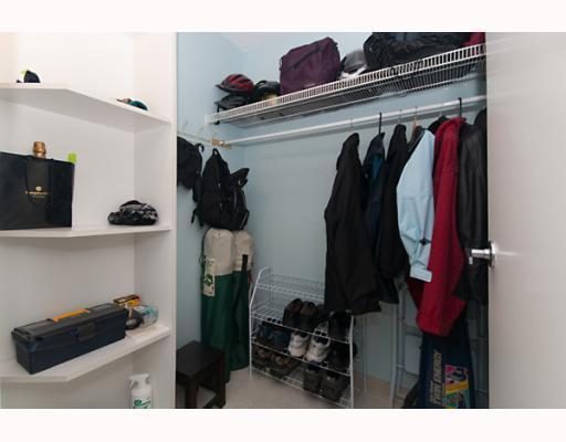 207 - 555 Jervis Street - Condo - Coal Harbour - Photo 3 of 11