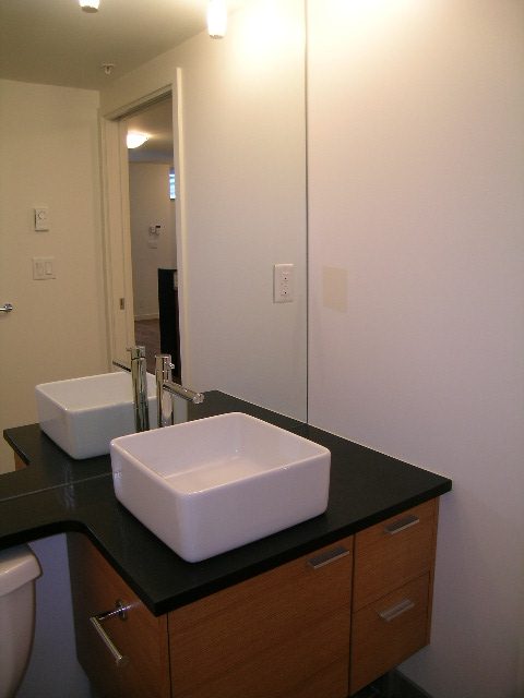 103 - 980 Cooperage Way - Condo - Yaletown - Photo 3 of 38