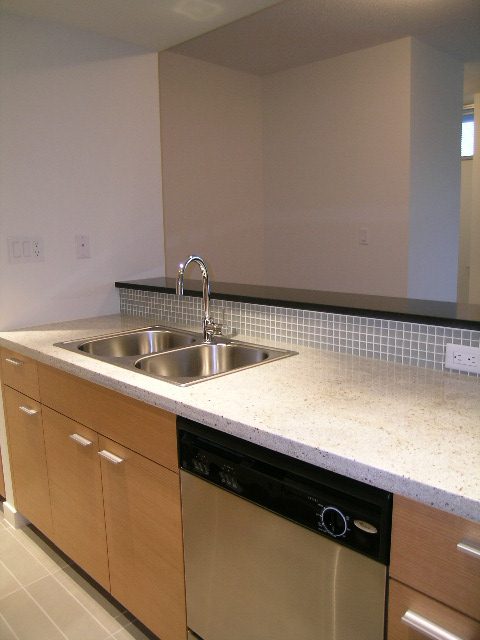 103 - 980 Cooperage Way - Condo - Yaletown - Photo 8 of 38