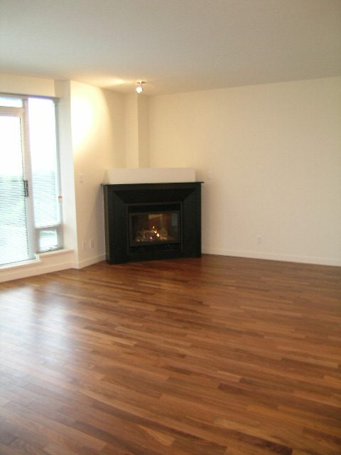 103 - 980 Cooperage Way - Condo - Yaletown - Photo 9 of 38