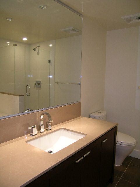 1401 - 1320 Chesterfield Ave - Condo - Lonsdale - Photo 8 of 39