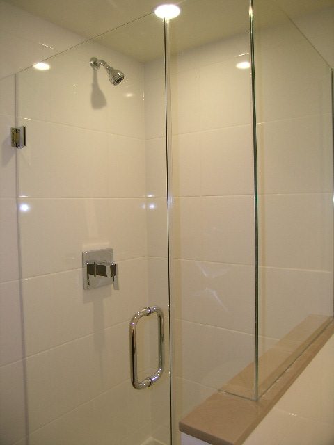 1401 - 1320 Chesterfield Ave - Condo - Lonsdale - Photo 12 of 39