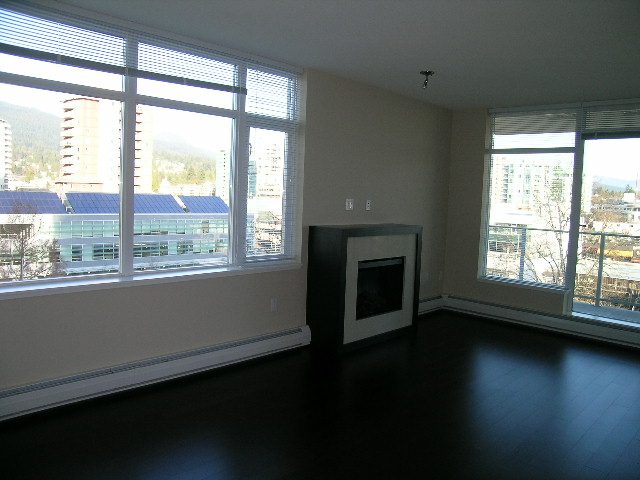 902 - 158 West 13th Street - Condo - Lonsdale - Photo 15 of 41