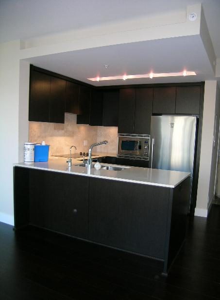 902 - 158 West 13th Street - Condo - Lonsdale - Photo 17 of 41