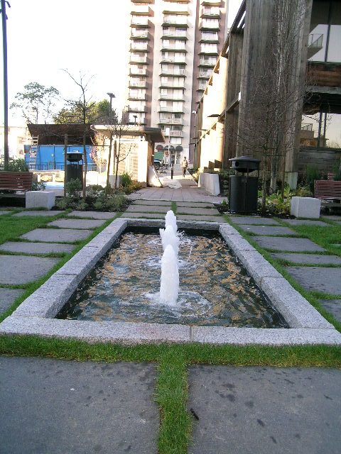 902 - 158 West 13th Street - Condo - Lonsdale - Photo 40 of 41