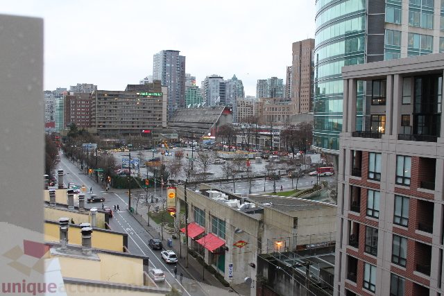 Furnished 1-bedroom with stunning city view, modern decor. - 701 - 546 Beatty Street, Vancouver Downtown