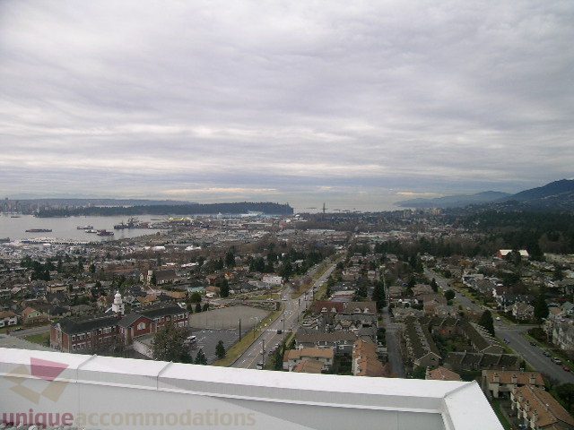 Spacious 2-bedroom + den condo with stunning city view from the balcony. - 1903 - 1320 Chesterfield Street, North Vancouver