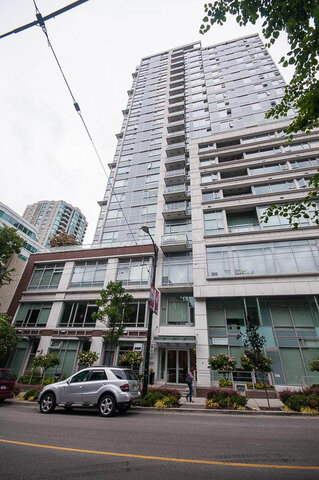 Modern 1-bedroom + den condo with large windows, city views, and sleek design. - 903 - 821 Cambie Street, Vancouver Downtown