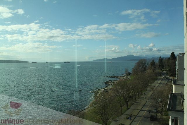Furnished 3-bedroom + den condo with stunning city view and waterfront access. - 900 - 1919 Beach Ave, Vancouver Downtown