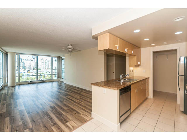 1708 - 1033 Marinaside Cres - Condo - Yaletown - Photo 4 of 37