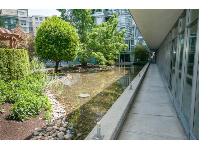 1708 - 1033 Marinaside Cres - Condo - Yaletown - Photo 28 of 37