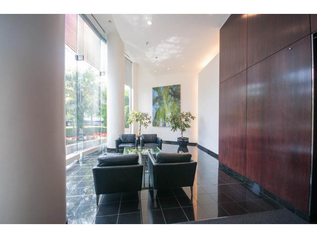 1708 - 1033 Marinaside Cres - Condo - Yaletown - Photo 30 of 37