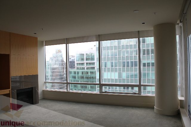 Spacious 1-bedroom condo with modern furnishings and stunning city views. - 2205 - 1077 West Cordova, Vancouver Downtown