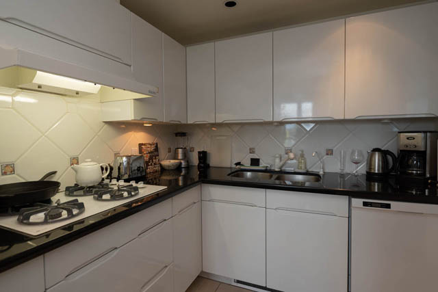 vancouver rental condo