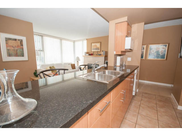 2201 - 1077 Marinaside Crescent - Condo - Yaletown - Photo 6 of 40