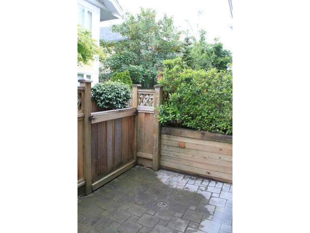 townhouse for rent in north vancouver