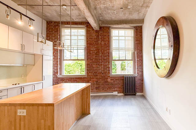 210 546 beatty street vancouver downtown crosstown