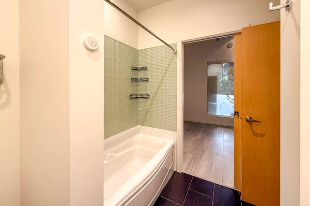 210 546 beatty street vancouver downtown crosstown