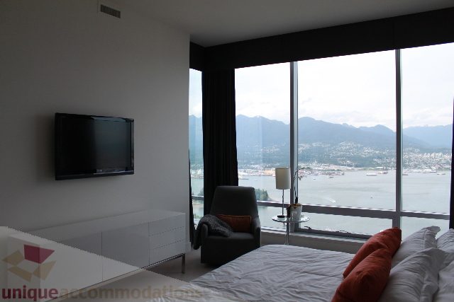 Furnished 2-bedroom condo with a stunning city view and modern furnishings. - 6002 - 1128 West Georgia, Vancouver Downtown