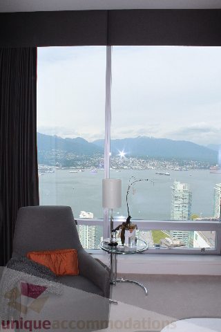 Furnished living room with city view and modern decor. - 6002 - 1128 West Georgia, Vancouver Downtown
