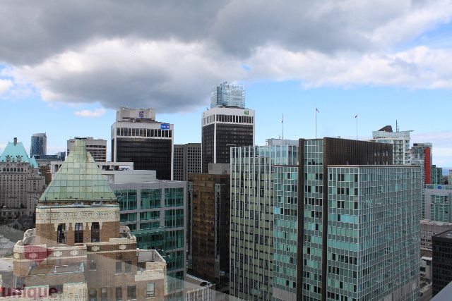 Furnished 2-bedroom + den with stunning city view. - 3304 - 1011 West Cordova, Vancouver Downtown