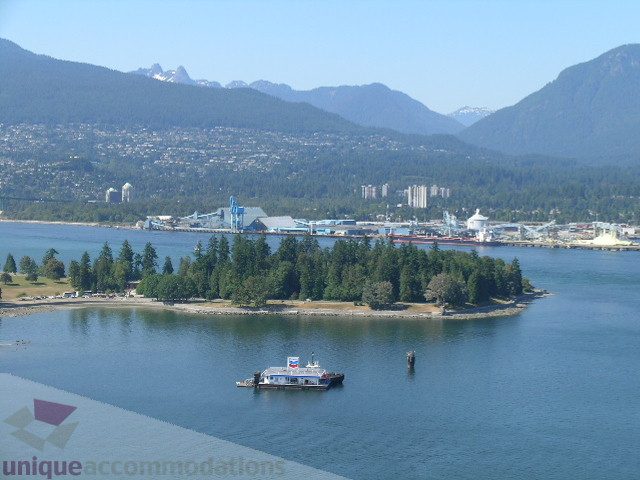 Bright living room with city view and waterfront access. - 3306 - 1011 West Cordova Street, Vancouver Downtown