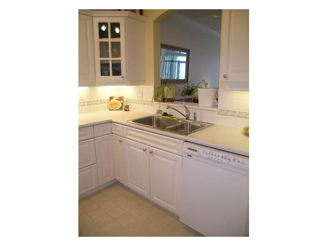 211 - 360 East 36th - Condo - Main Street - Photo 13 of 28