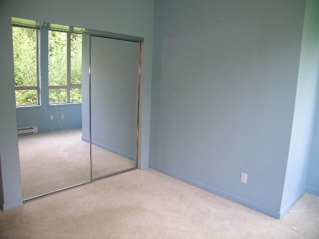 302 - 560 Raven Woods Drive - Condo - Windsor Park - Photo 20 of 33