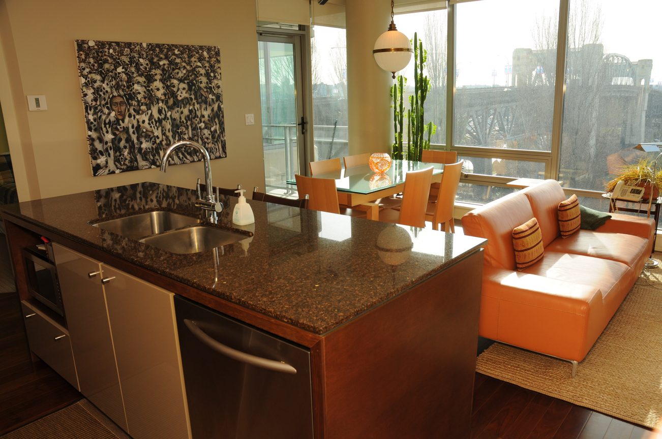 703 - 1005 Beach Ave - Condo - False Creek North - Photo 6 of 35