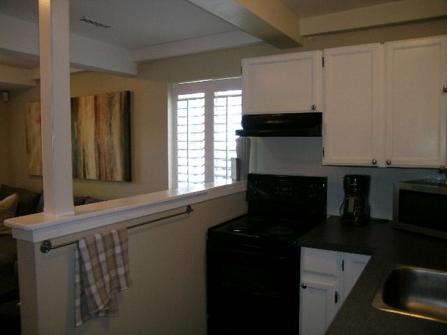 Suite - 3844 West 14th Ave - Suite in House - Point Grey - Photo 15 of 36