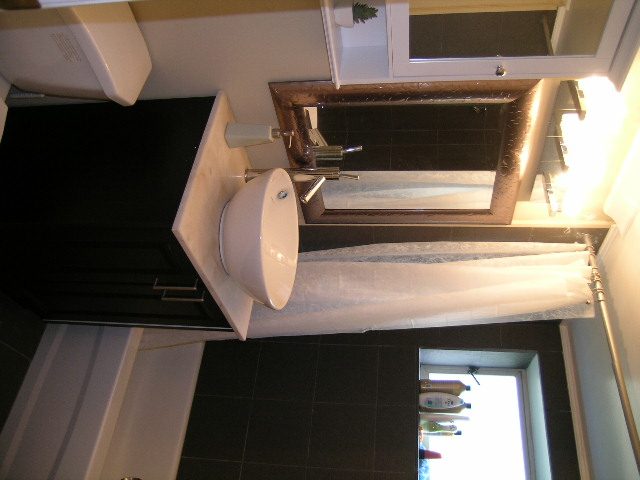 Suite - 3844 West 14th Ave - Suite in House - Point Grey - Photo 32 of 36