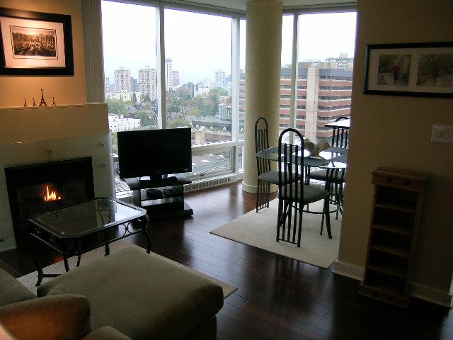 1608 - 1003 Burnaby Street - Condo - West End - Photo 14 of 39