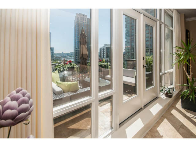 901 - 1280 Richards St - Condo - Yaletown - Photo 3 of 38