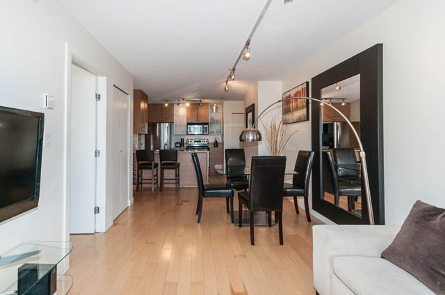 1110 - 928 Homer Street - Condo - Yaletown - Photo 4 of 26