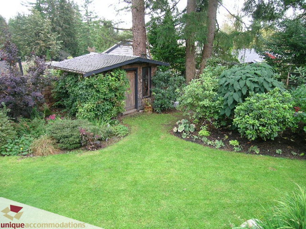Furnished 2-bedroom house with lush garden and wooden cabin. - 1385 East 15th Street, North Vancouver