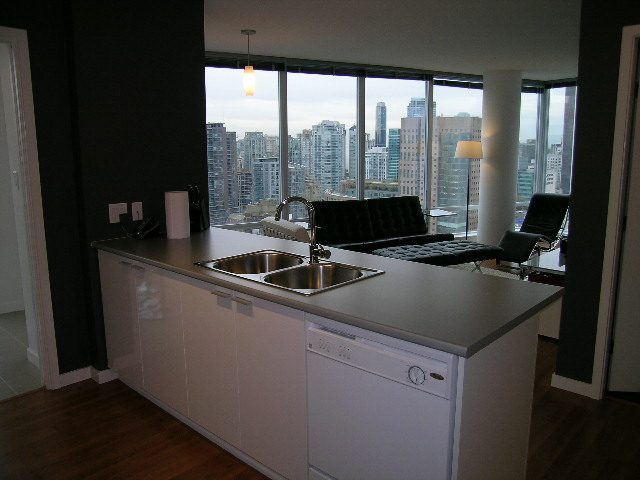 3203 - 602 Citadel Parade - Condo - Crosstown - Photo 4 of 27