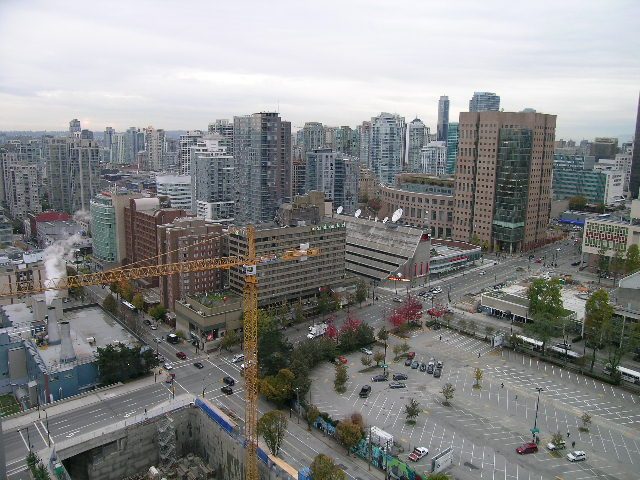 3203 - 602 Citadel Parade - Condo - Crosstown - Photo 20 of 27