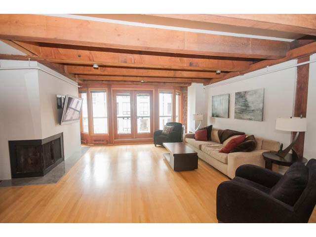 711 - 550 Beatty Street - Loft - Crosstown - Photo 4 of 25