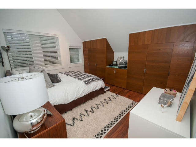 rent triplex vancouver
