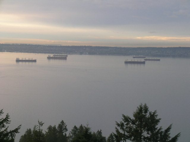 Furnished 2-bedroom + den with stunning city view. - 602 - 3355 Cypress Place, West Vancouver