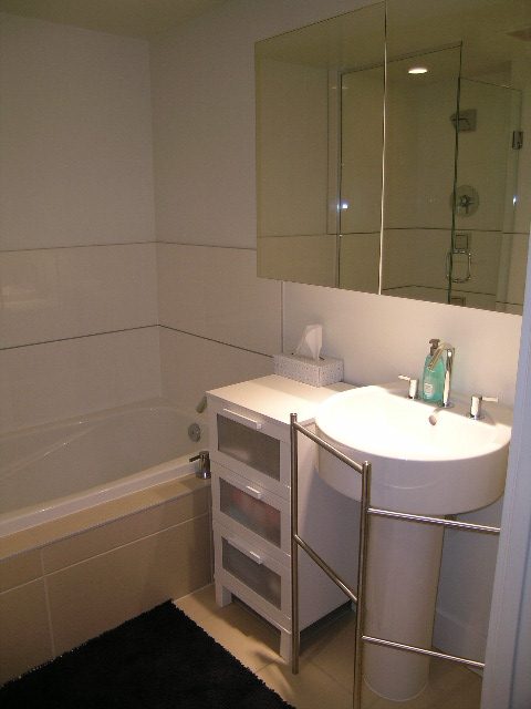 608 - 565 Smithe Street - Condo - Downtown - Photo 11 of 31