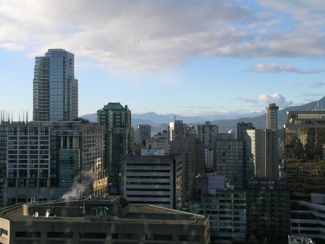 Furnished 1-bedroom condo with stunning city view and modern amenities. - 2307 - 833 Seymour Street, Vancouver Downtown