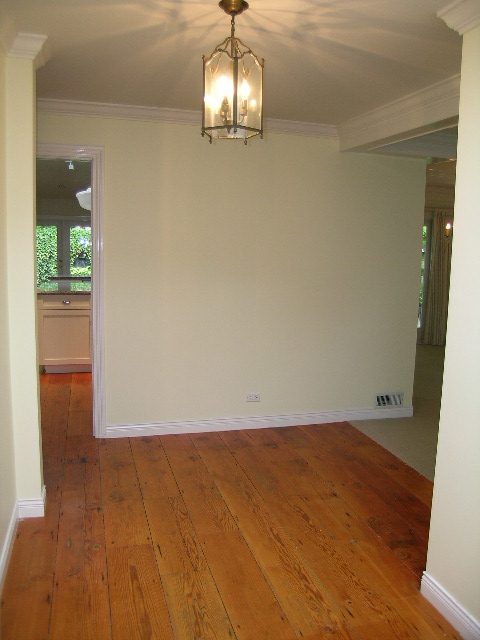 Spacious dining room with hardwood floors and a chandelier, perfect for entertaining. - 2795 Palmerston Avenue, West Vancouver
