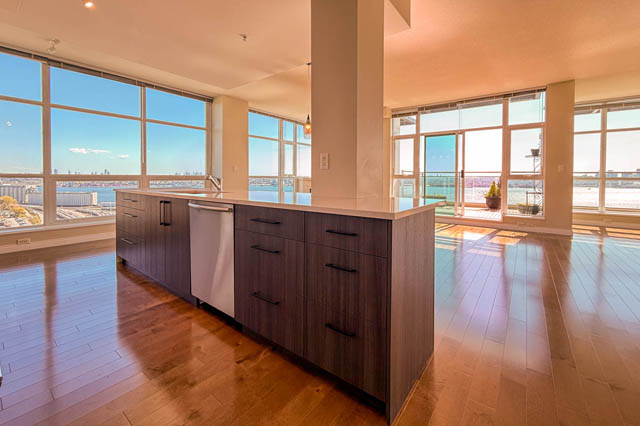 2301 188 e esplanade north vancouver lonsdale