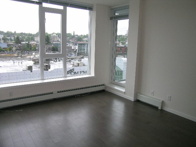 808 - 1887 Crowe St - Condo - Olympic Village - Photo 6 of 31