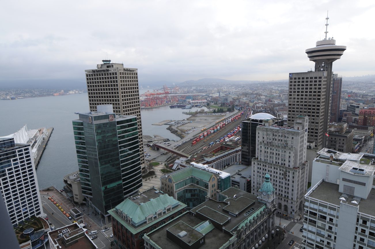 Furnished 2-bedroom condo with stunning city view and modern decor. - 3303 - 838 Hastings Street, Vancouver Downtown