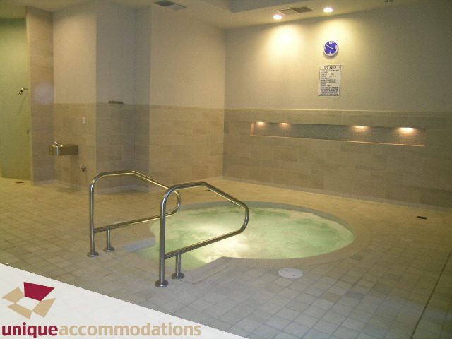 Spacious bathroom with walk-in shower and Jacuzzi tub. - 302 - 628 Kinghorne Mews, Vancouver Downtown