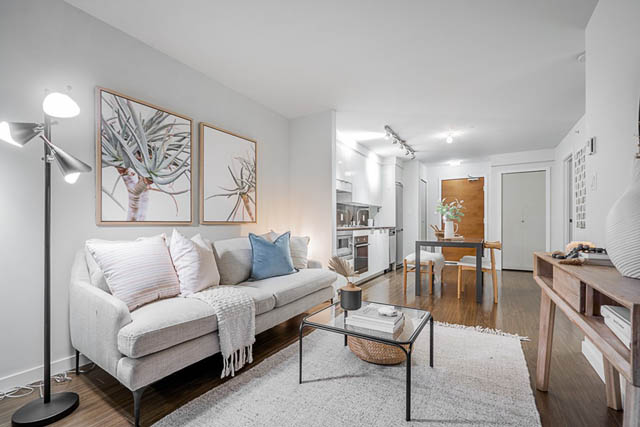 vancouver condo for rent
